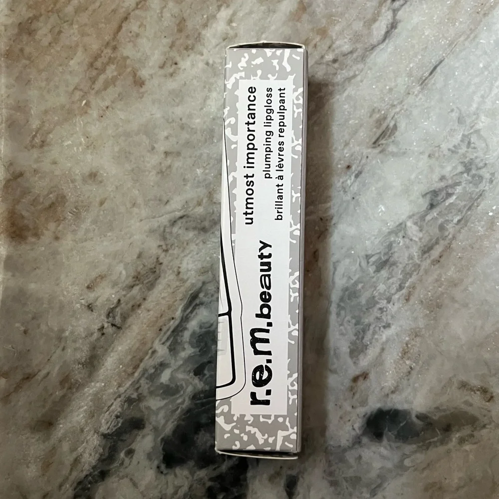 r.e.m. beauty Clear Plumping Lipgloss